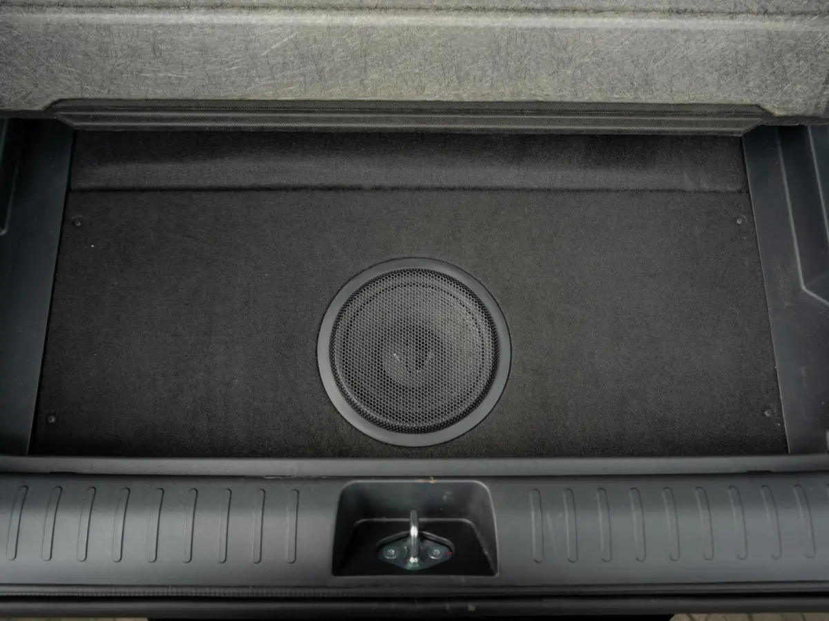 GT-Line Business Edition 84 kWh Speciale uitvoering | 21 inch GT velgen | Hifi upgrade met Subwoofer | Gele remklauwen | Stoel verwarming l Elektrische kofferklep | GT pakket | LED | Keyless
