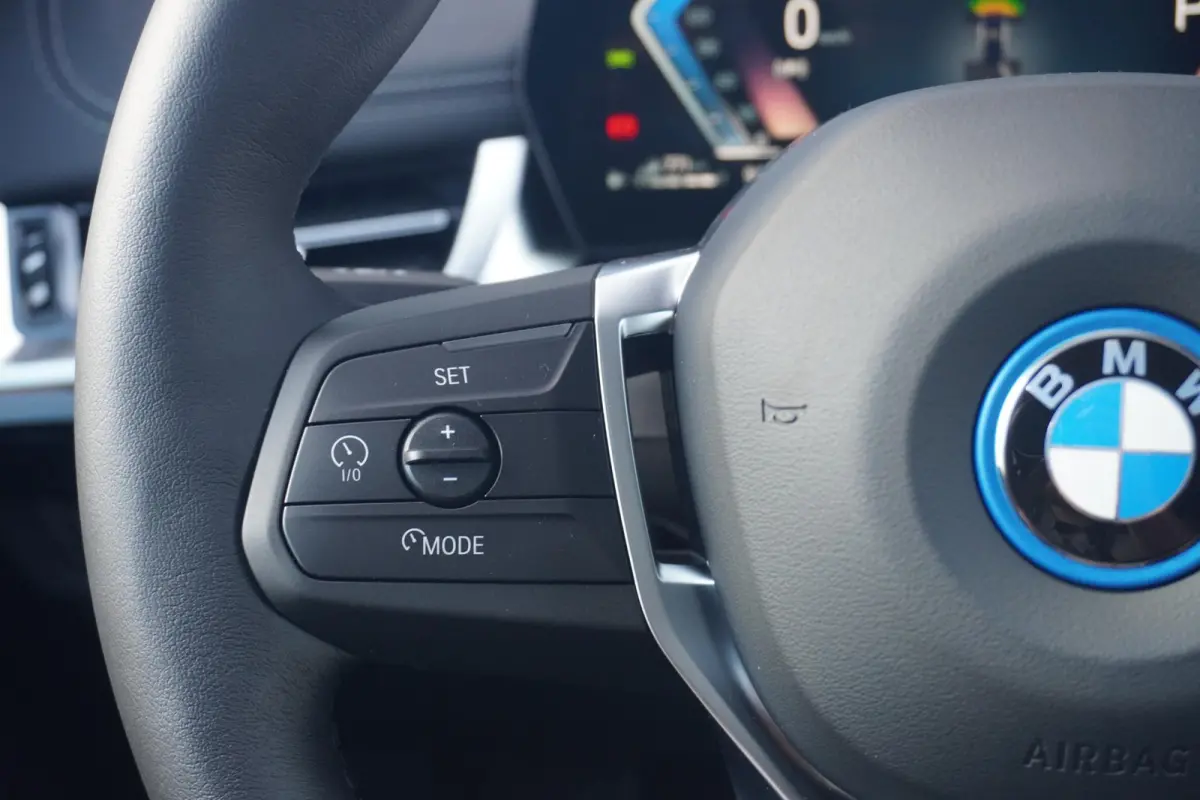 xDrive25e | xLine | Head-Up Display | Driving Assistant Plus | Trekhaak