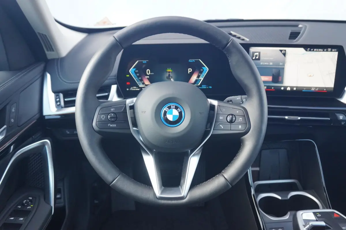 xDrive25e | xLine | Head-Up Display | Driving Assistant Plus | Trekhaak