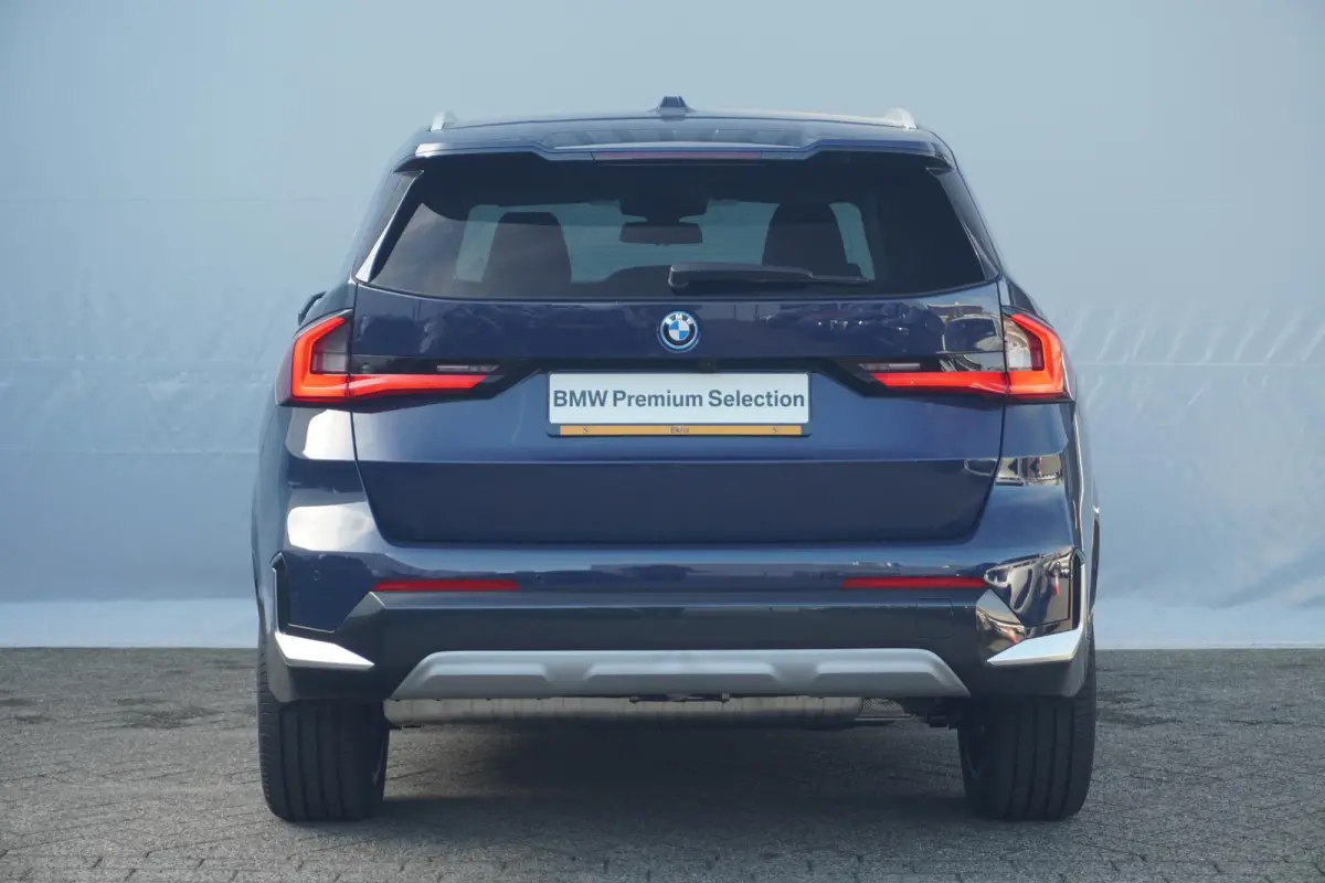 xDrive25e | xLine | Head-Up Display | Driving Assistant Plus | Trekhaak