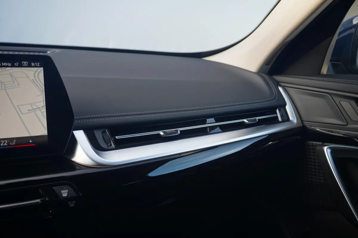 xDrive25e | xLine | Head-Up Display | Driving Assistant Plus | Trekhaak