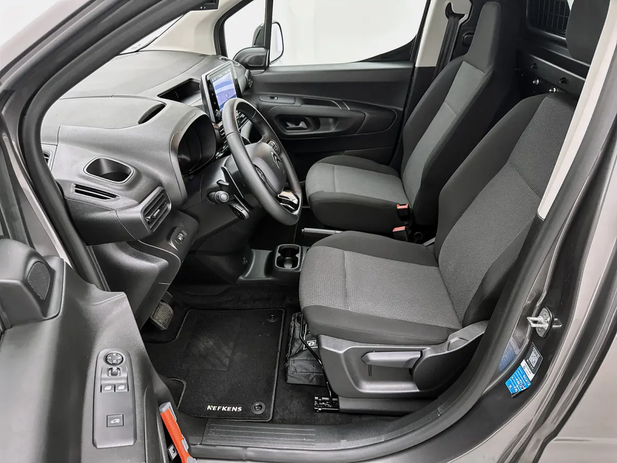 1.5 BlueHDi 130 Climate Control Navigatie Achteruitrijcamera Cruise Control