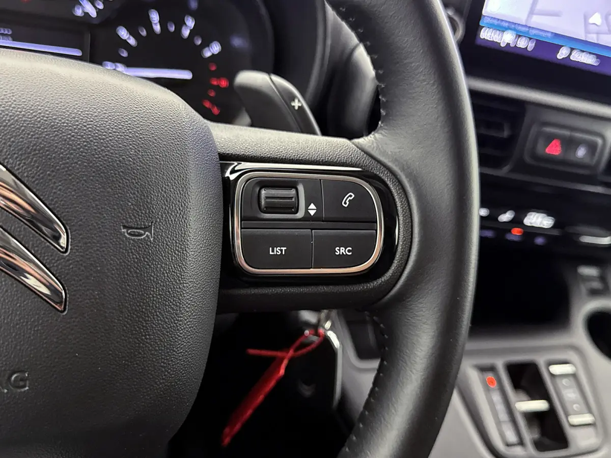 1.5 BlueHDi 130 Climate Control Navigatie Achteruitrijcamera Cruise Control
