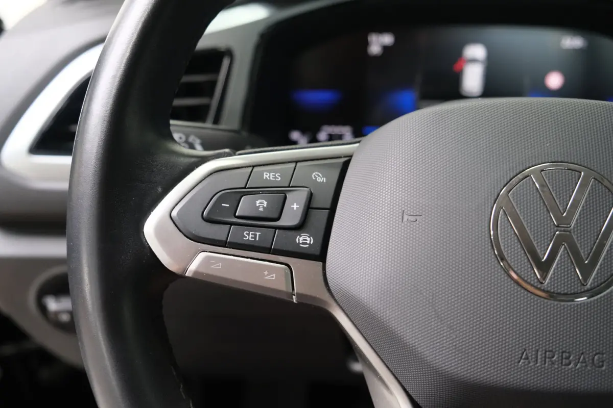 1.0 TSI Life Business - N.A.P. Airco, Cruise, Virtueel display, Carplay, Navi, PDC.
