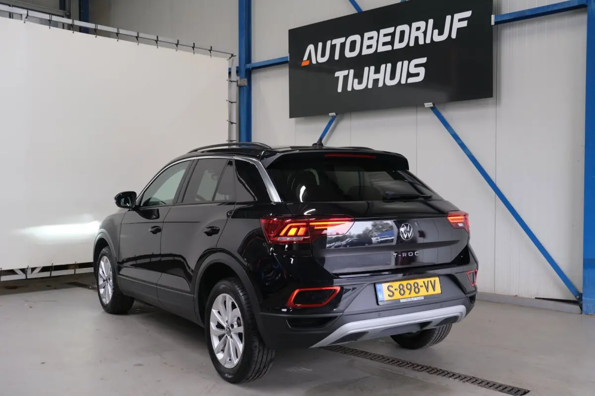 1.0 TSI Life Business - N.A.P. Airco, Cruise, Virtueel display, Carplay, Navi, PDC.