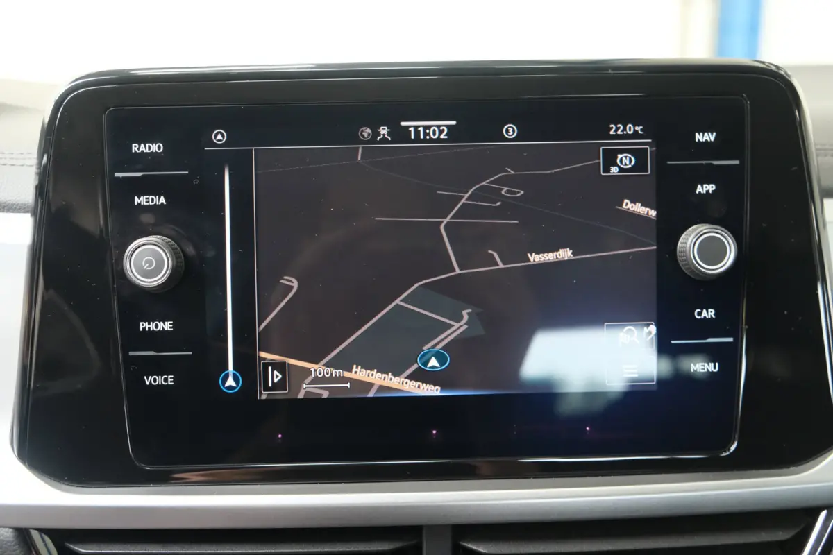 1.0 TSI Life Business - N.A.P. Airco, Cruise, Virtueel display, Carplay, Navi, PDC.