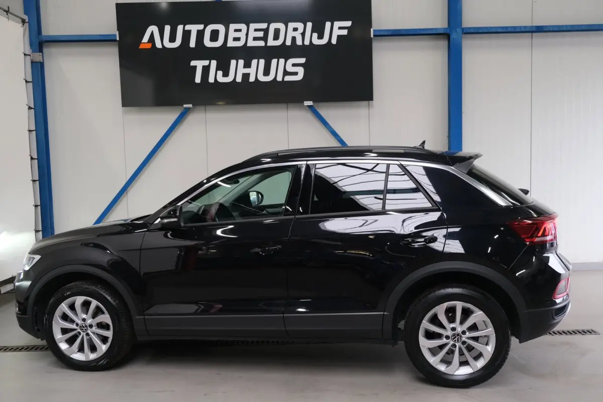 1.0 TSI Life Business - N.A.P. Airco, Cruise, Virtueel display, Carplay, Navi, PDC.