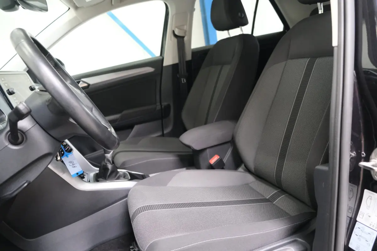 1.0 TSI Life Business - N.A.P. Airco, Cruise, Virtueel display, Carplay, Navi, PDC.