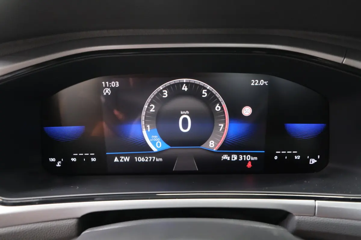 1.0 TSI Life Business - N.A.P. Airco, Cruise, Virtueel display, Carplay, Navi, PDC.