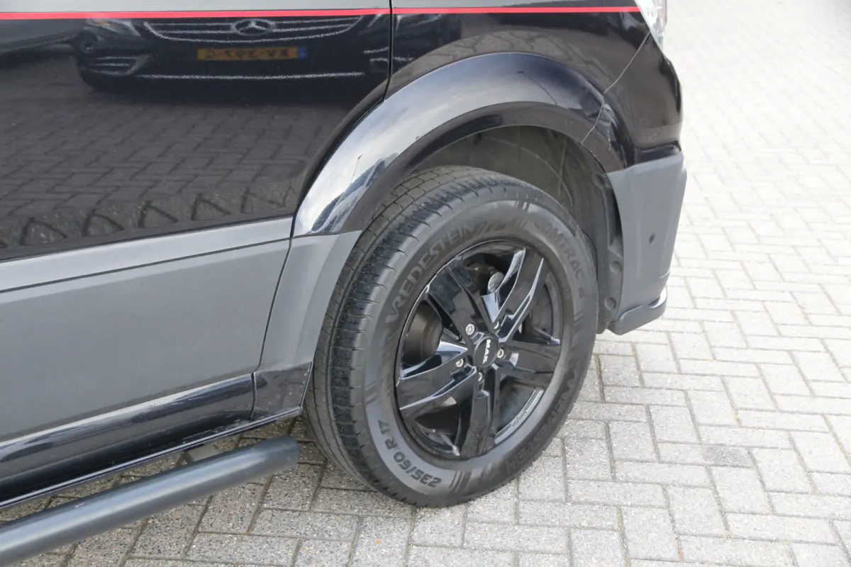 2.0 TDI 177 | Aut. | Exclusive | L3H3 | Massage | Cruise | Airco..