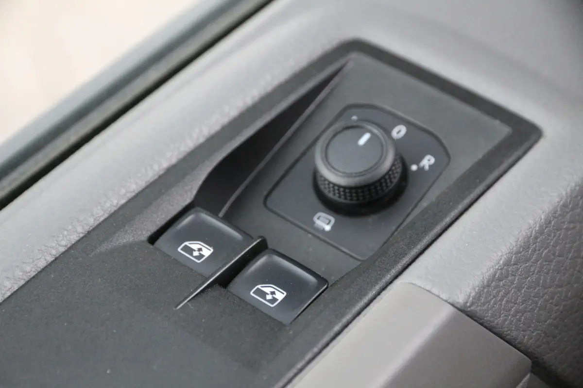 2.0 TDI 177 | Aut. | Exclusive | L3H3 | Massage | Cruise | Airco..