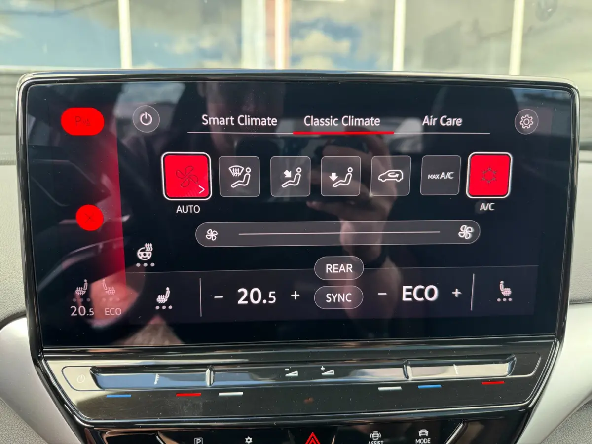 First Max 77 kWh ** PANO + MASSAGE + THAAK + 360 CAMERA + FULL OPTION**