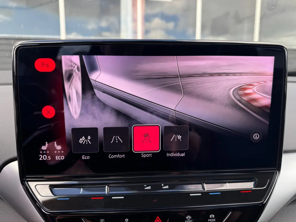First Max 77 kWh ** PANO + MASSAGE + THAAK + 360 CAMERA + FULL OPTION**