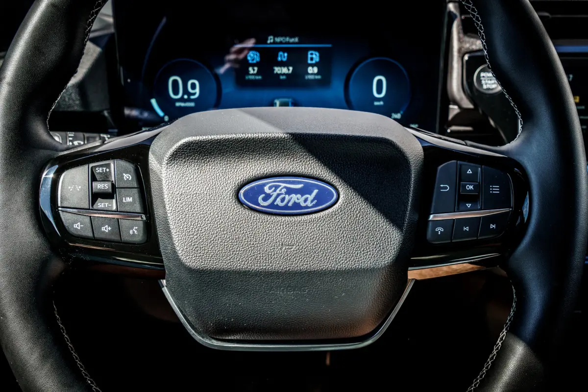 1.0 EcoBoost Titanium NW model | LED | Camera | Winter-Pakket | PDC
