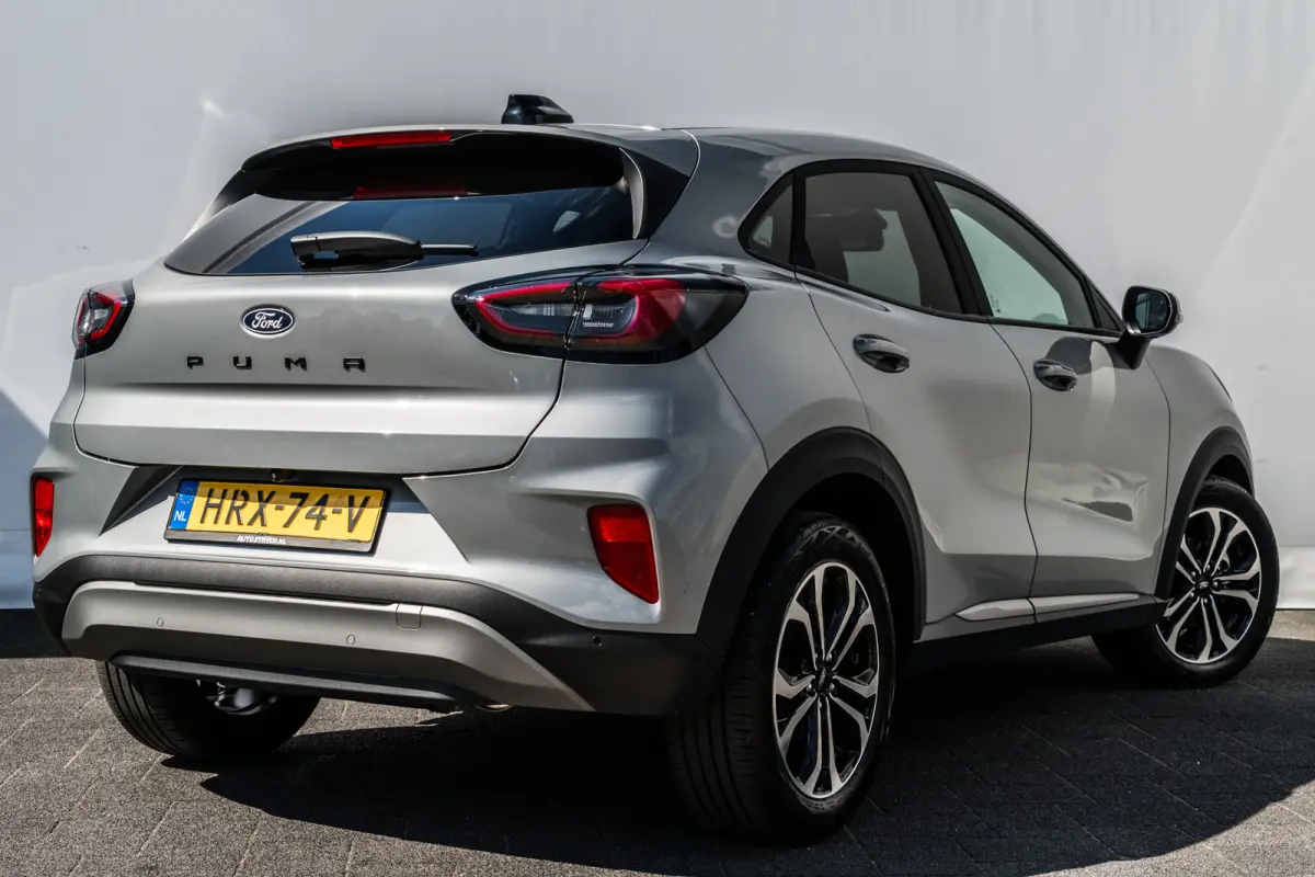 1.0 EcoBoost Titanium NW model | LED | Camera | Winter-Pakket | PDC