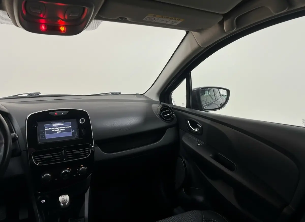1.5 dCi Ecoleader Zen - infotainment - Airco -