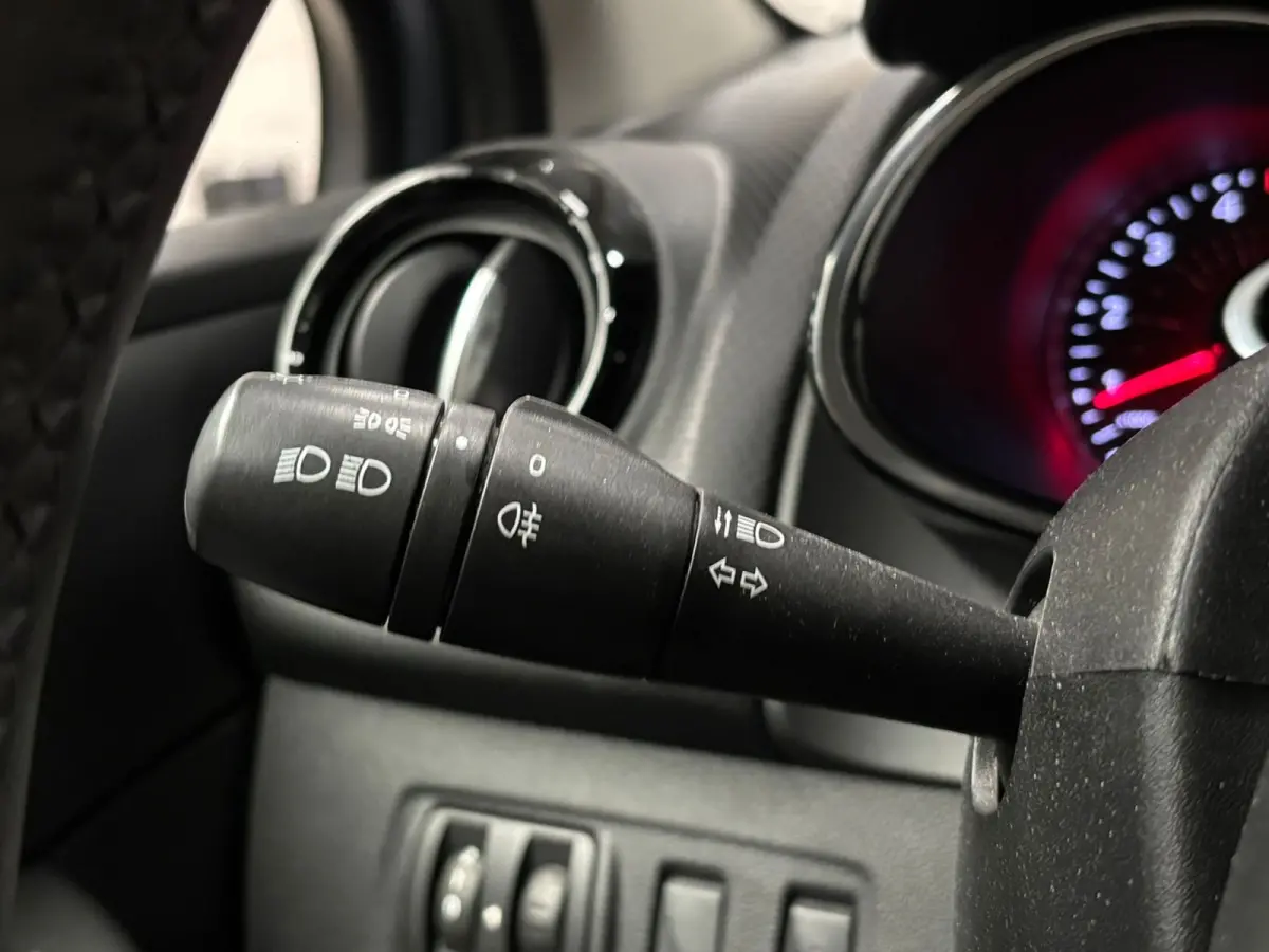 1.5 dCi Ecoleader Zen - infotainment - Airco -