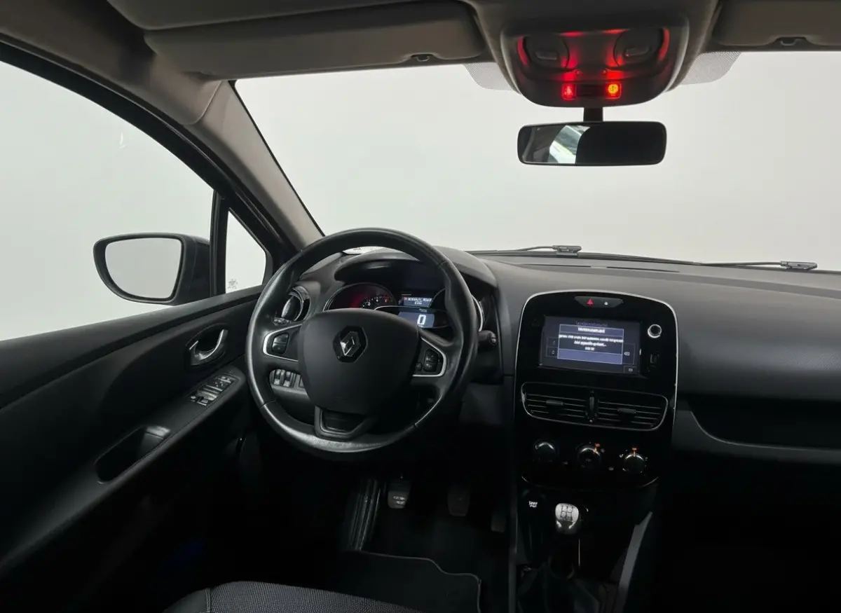 1.5 dCi Ecoleader Zen - infotainment - Airco -