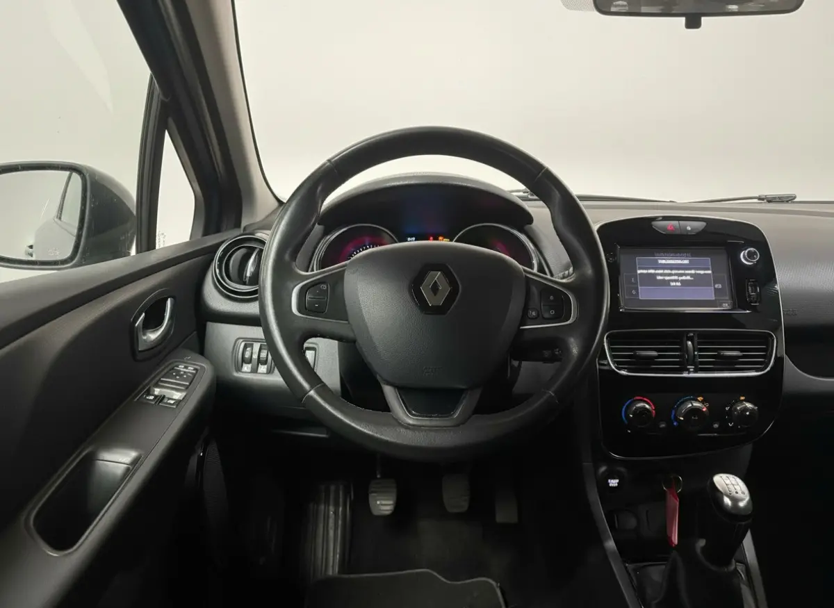 1.5 dCi Ecoleader Zen - infotainment - Airco -