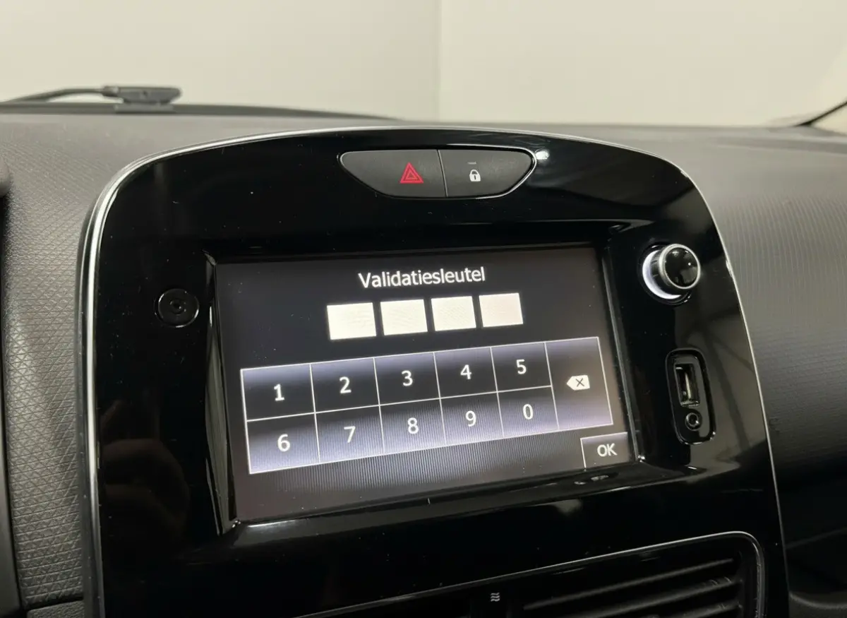 1.5 dCi Ecoleader Zen - infotainment - Airco -