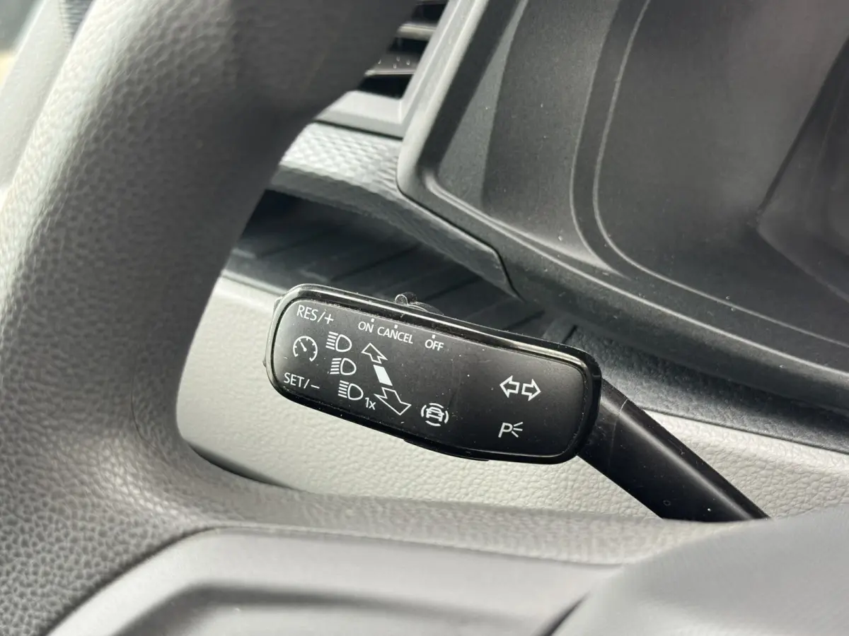 2.0 TDI L2H1 30 DC Highline Automaat Trekhaak Navigatie Carplay Cruise Pdc