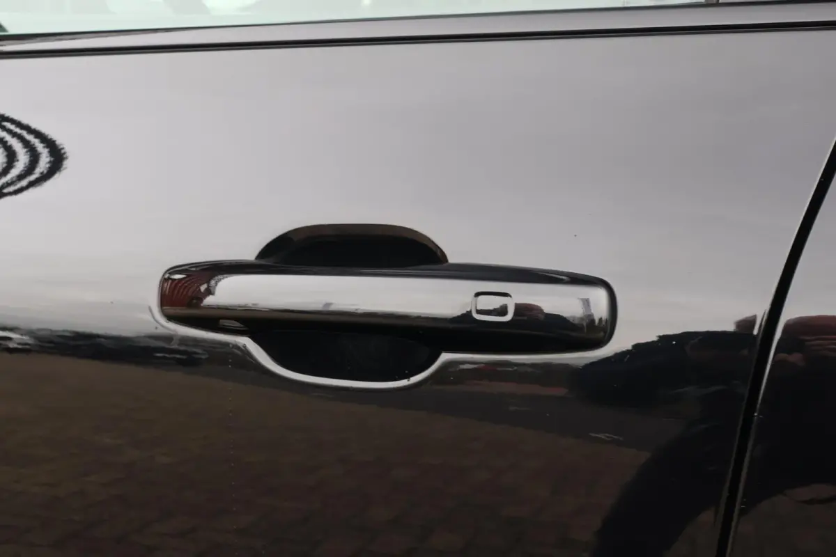 T6 Recharge AWD R-Design | Stoelverwarming | Parkeercamera | Panoramadak | Memorystoel | Keyless