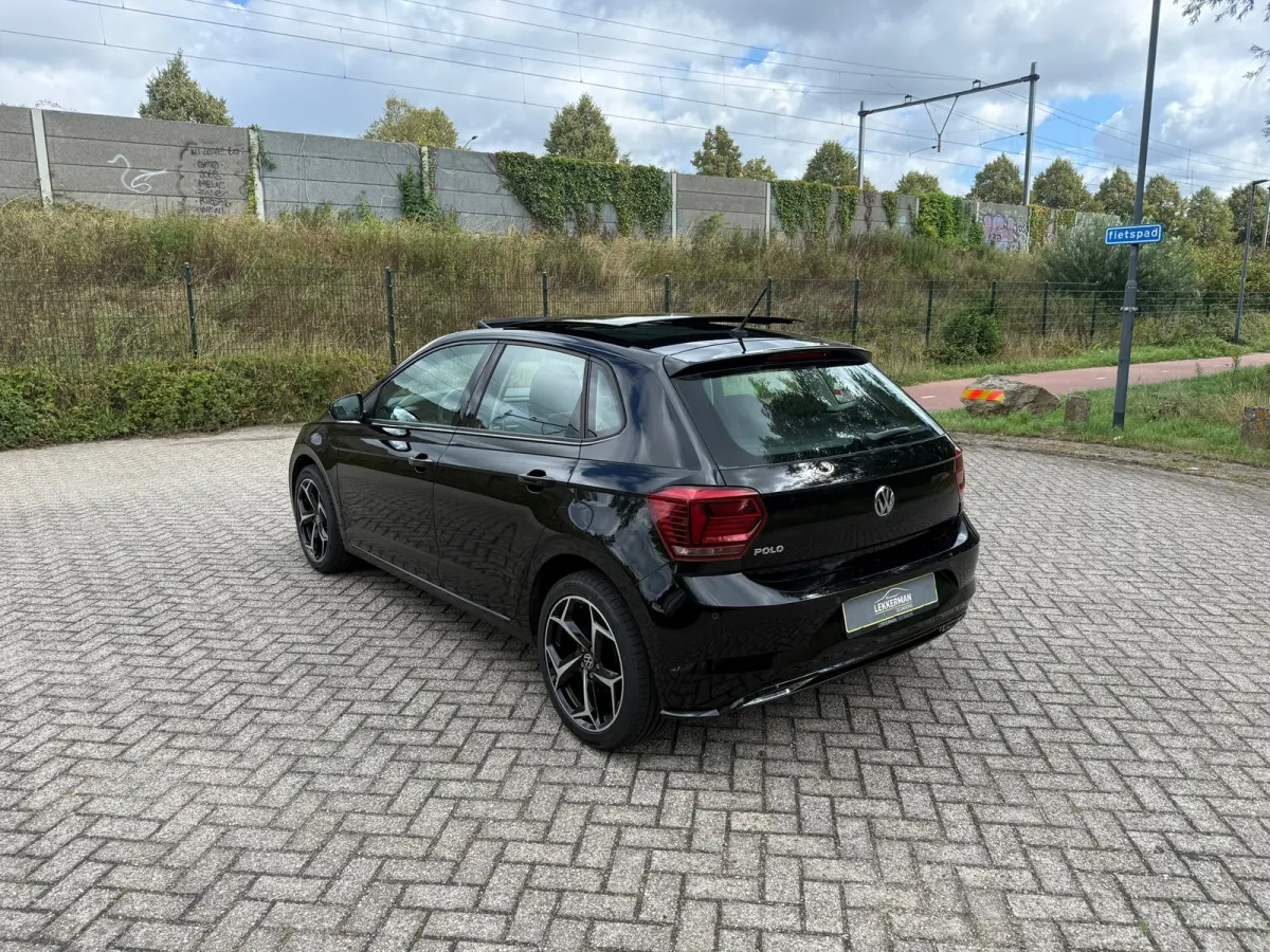 1.0 TSI Highline PANO I EERSTE EIG I CARPLAY I PDC I CLIMA