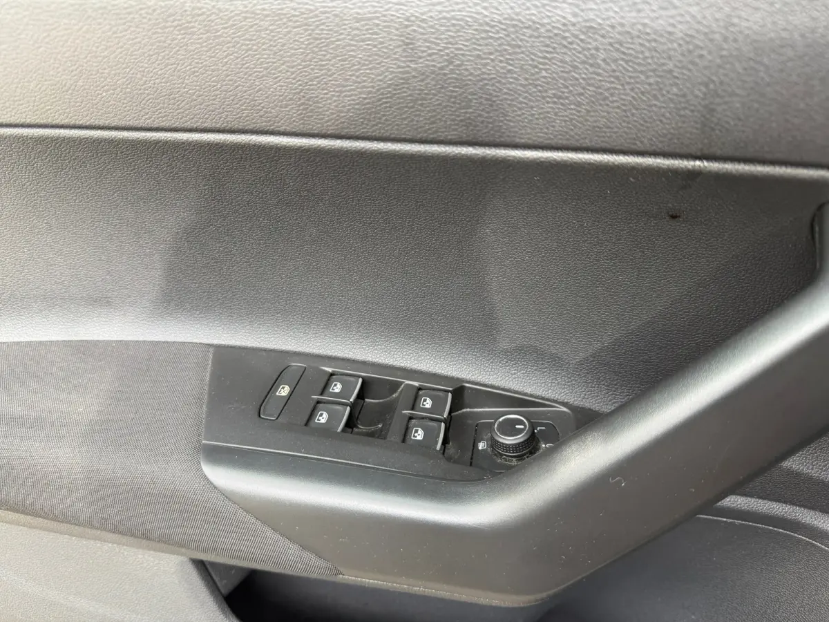 1.0 TSI Highline PANO I EERSTE EIG I CARPLAY I PDC I CLIMA