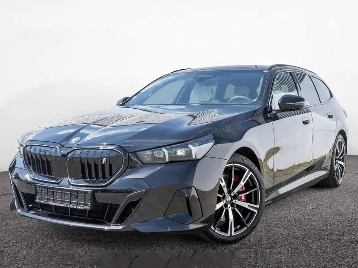 eDrive40 84 kWh M-SPORT Pro ** LED, PANO, TREKH, INNOV.- & TRAVEL PACK ** 1e EIG - Ex BMW-AG ** ** INFORMEER OOK NAAR ONZE AANTREKKELIJKE FINANCIAL-LEASE TARIEVEN **