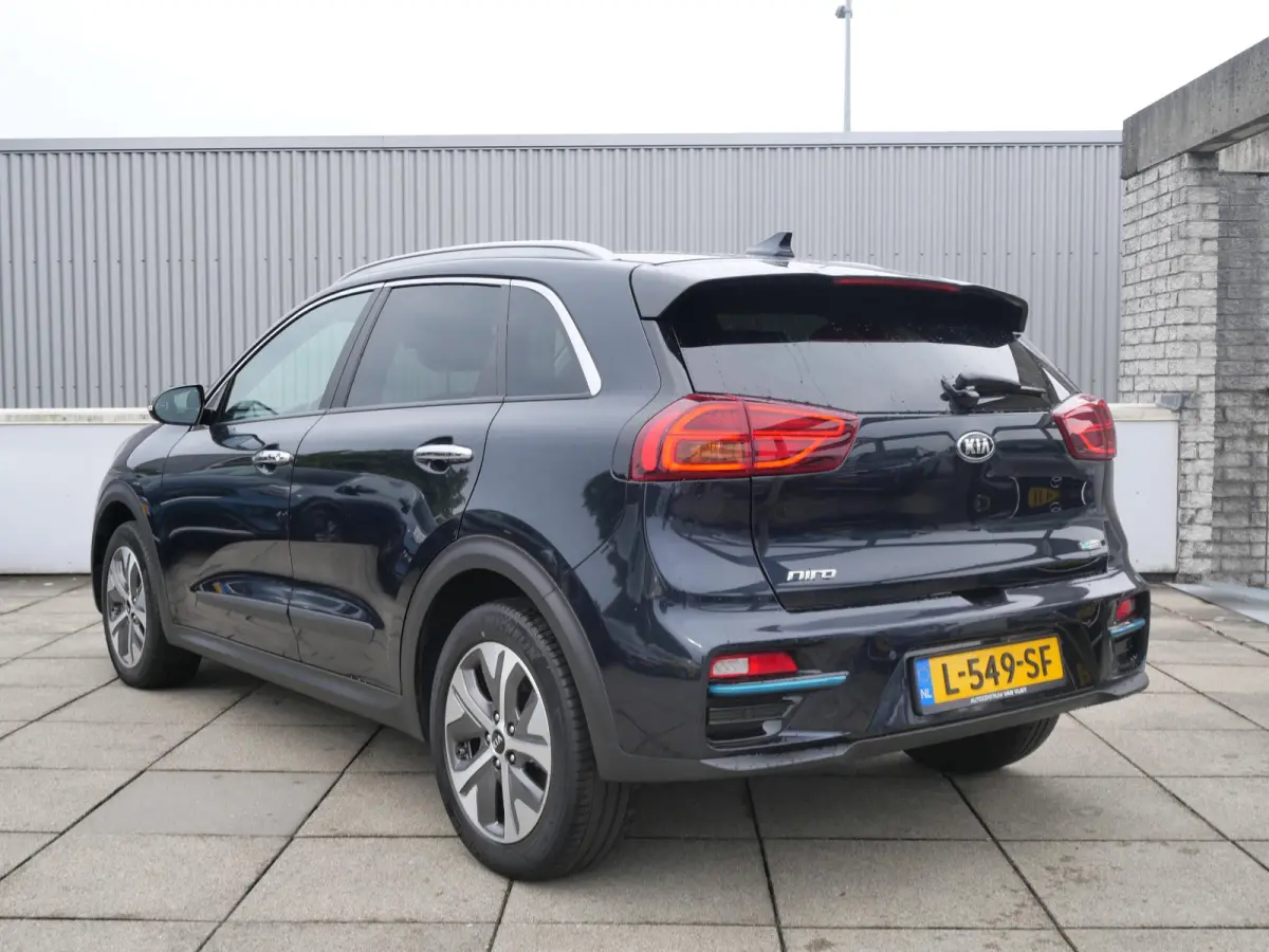 DynamicPlusLine 64 kWh | Cruise | Carplay | Keyless | Navi | Stoel-stuurverwarming | Schuif-kanteldak