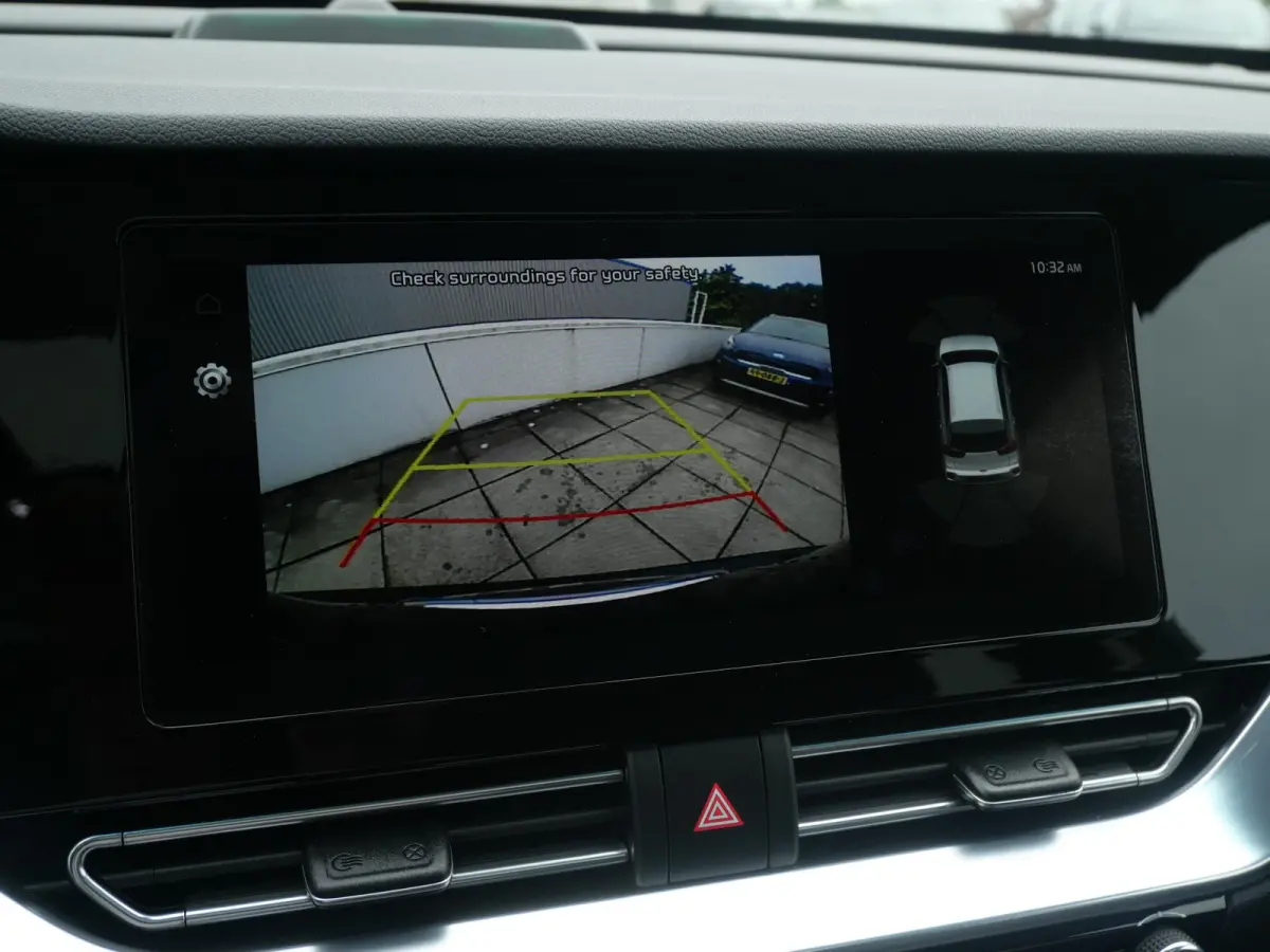 DynamicPlusLine 64 kWh | Cruise | Carplay | Keyless | Navi | Stoel-stuurverwarming | Schuif-kanteldak
