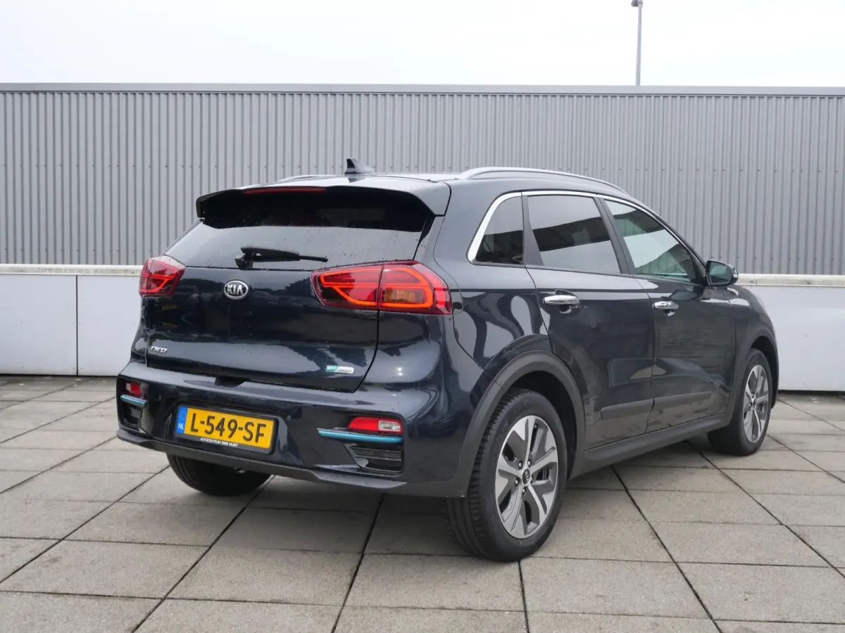DynamicPlusLine 64 kWh | Cruise | Carplay | Keyless | Navi | Stoel-stuurverwarming | Schuif-kanteldak