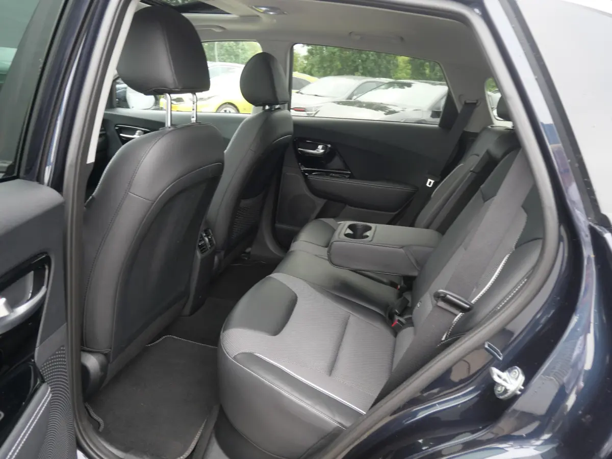 DynamicPlusLine 64 kWh | Cruise | Carplay | Keyless | Navi | Stoel-stuurverwarming | Schuif-kanteldak