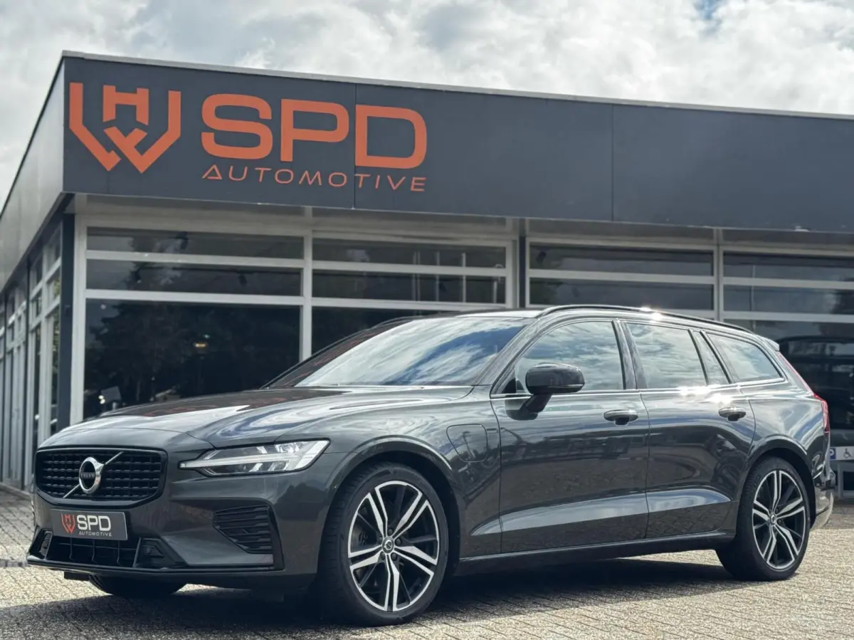 2.0T6 Recharge AWD R-Design|Memory|ACC|H&K|Carplay