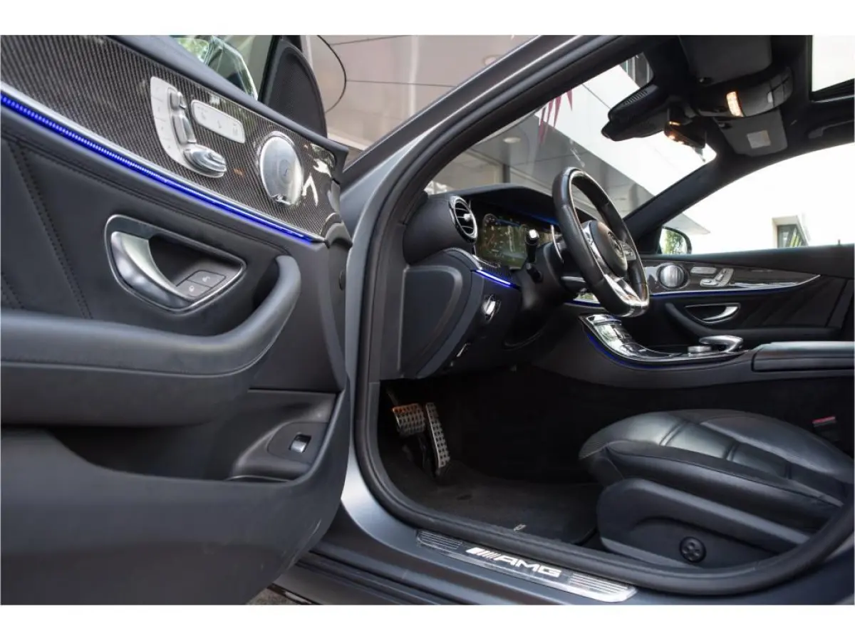 AMG 63 4MATIC Premium Plus Schuifdak HUD Stoelvent. 360camera Burmester Memory Stoelventil.