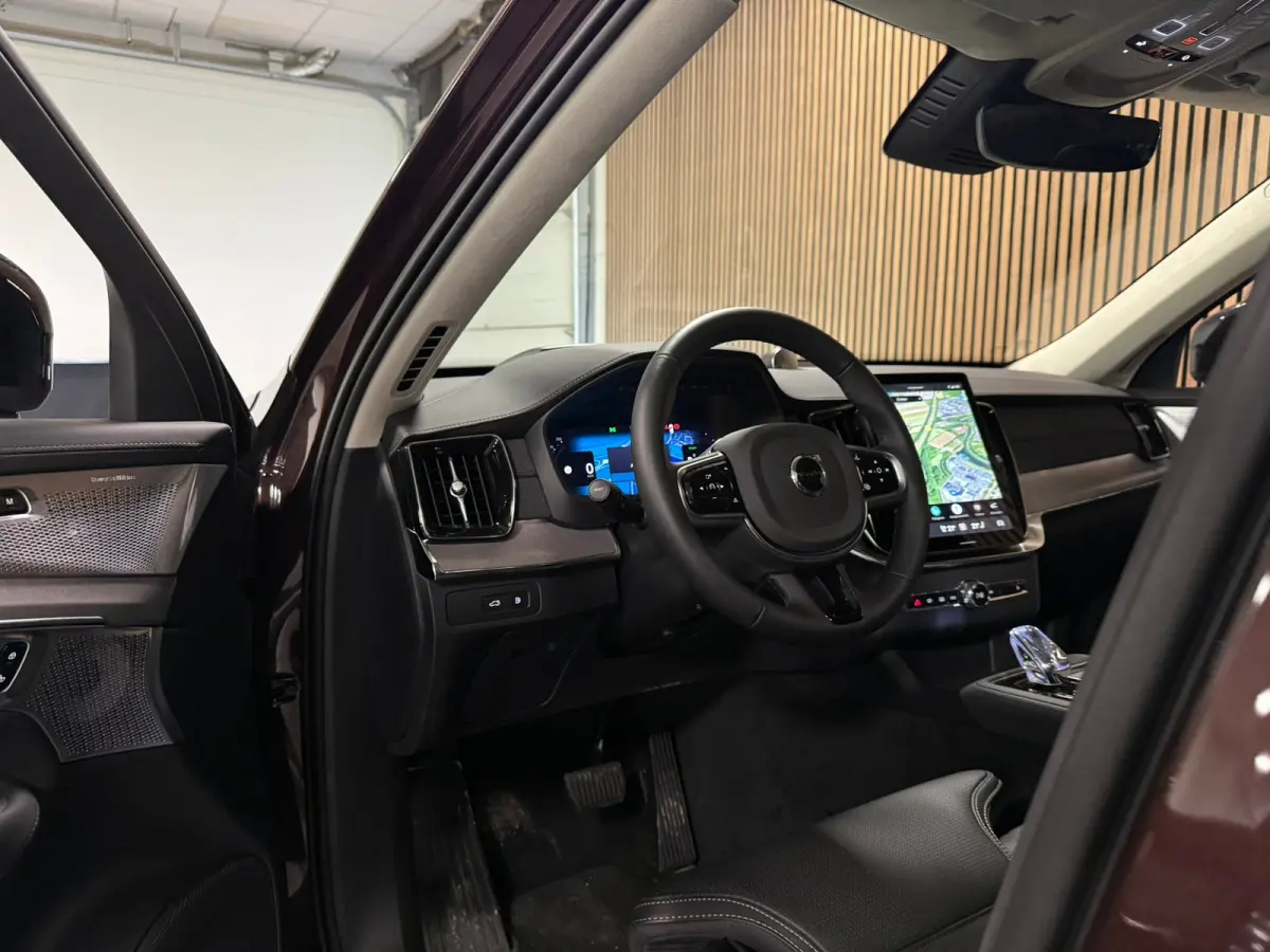 T8 AWD Recharge Ultra Dark | Full Option! | Bowers & Wilkins | Luchtvering | Stoelventilatie | Trekhaak | 360 Camera | Head-Up Display | Stoelmassage | 455pk | Adaptieve Cruise Control | Sto