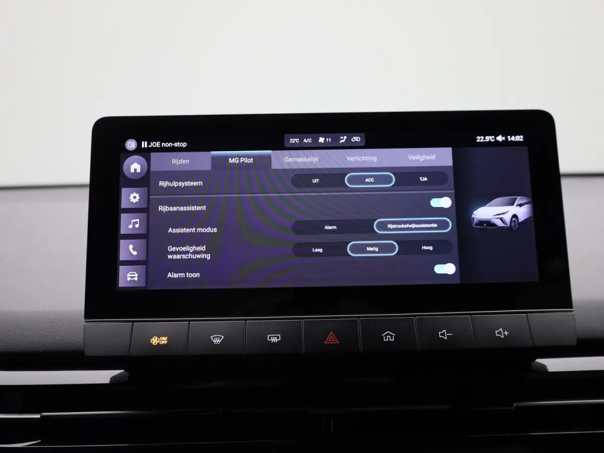 Comfort 64 kWh AUTOMAAT | APPLE CARPLAY | NAVIGATIE | RADIO | BLUETOOTH | CLIMA | 12 MAANDEN BOVAG GARANTIE |
