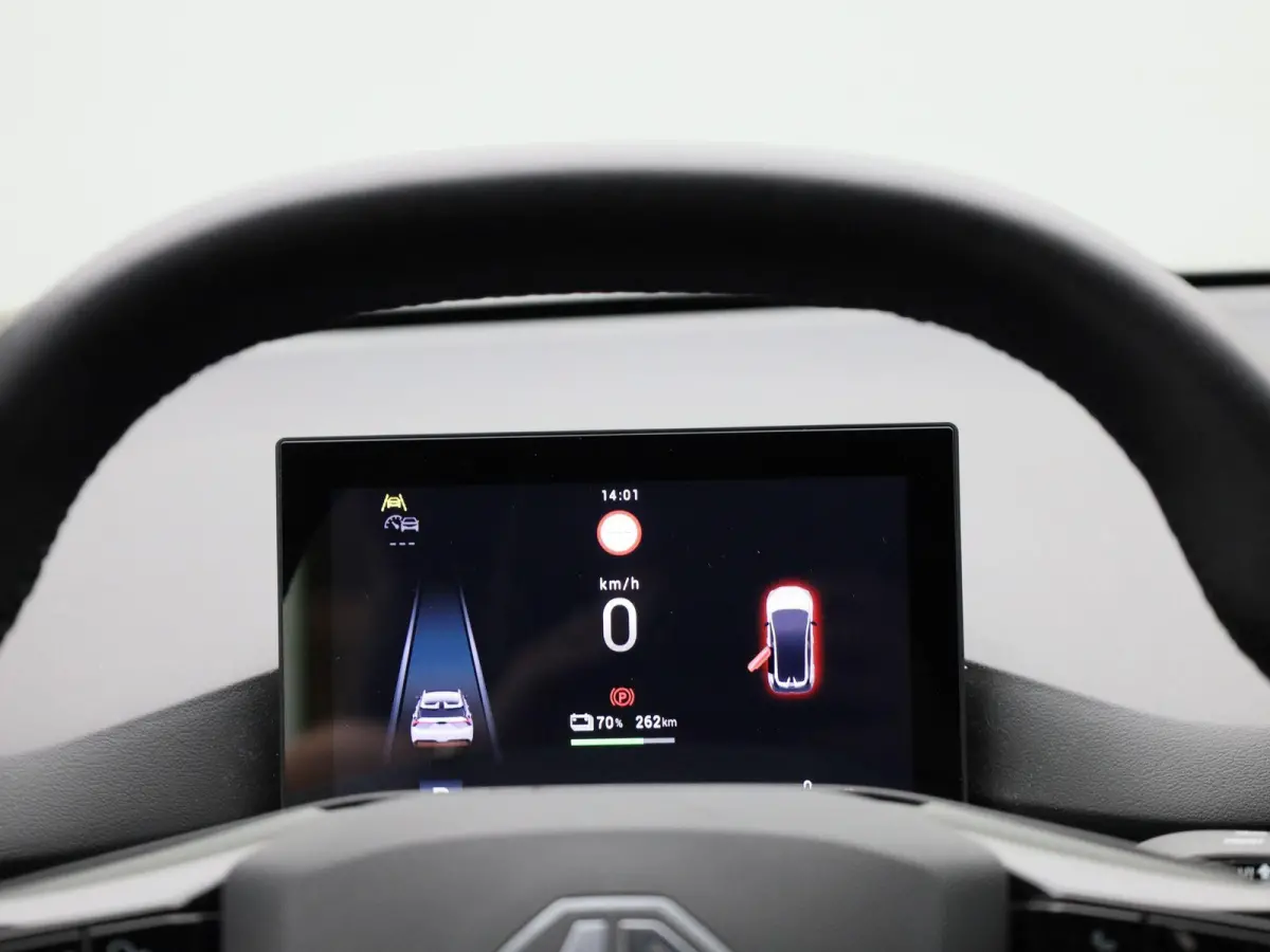 Comfort 64 kWh AUTOMAAT | APPLE CARPLAY | NAVIGATIE | RADIO | BLUETOOTH | CLIMA | 12 MAANDEN BOVAG GARANTIE |