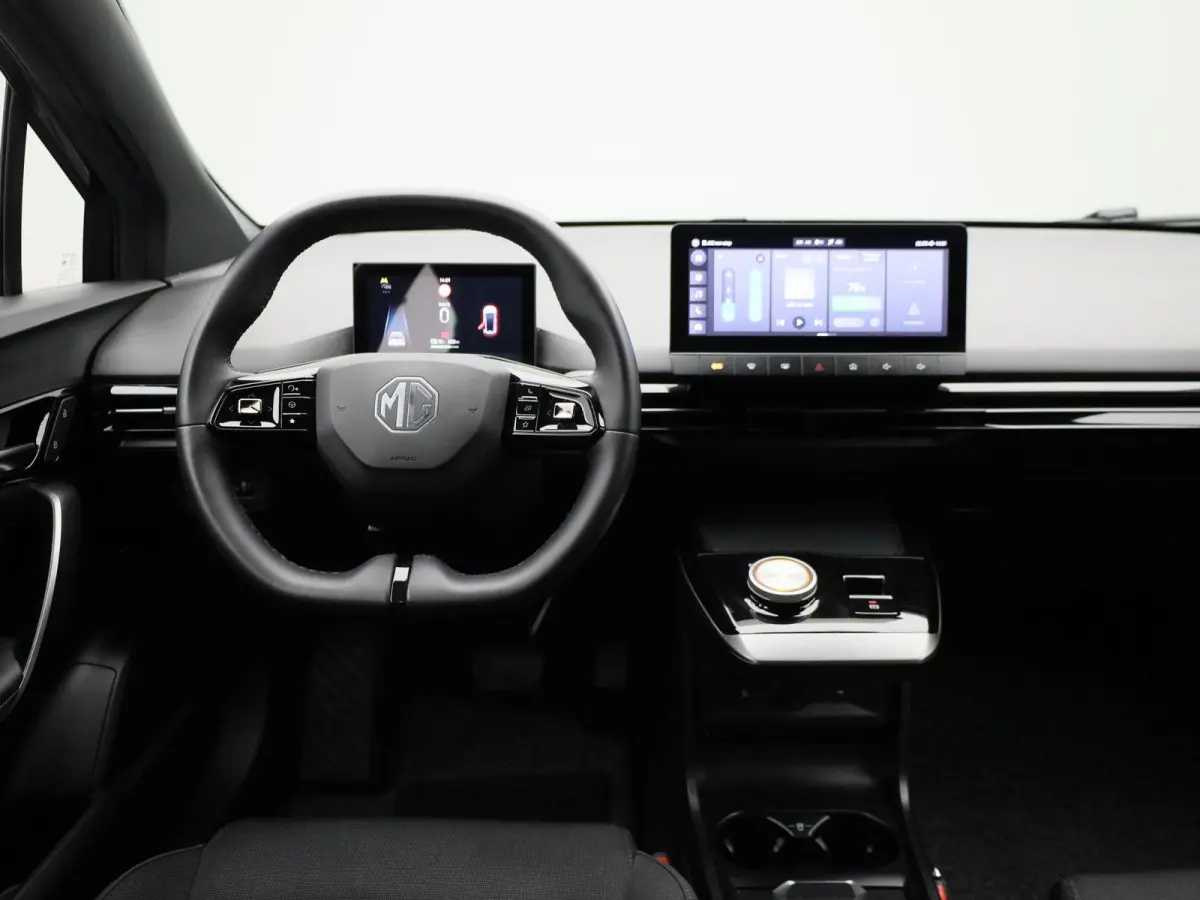Comfort 64 kWh Mg Mg4 electric