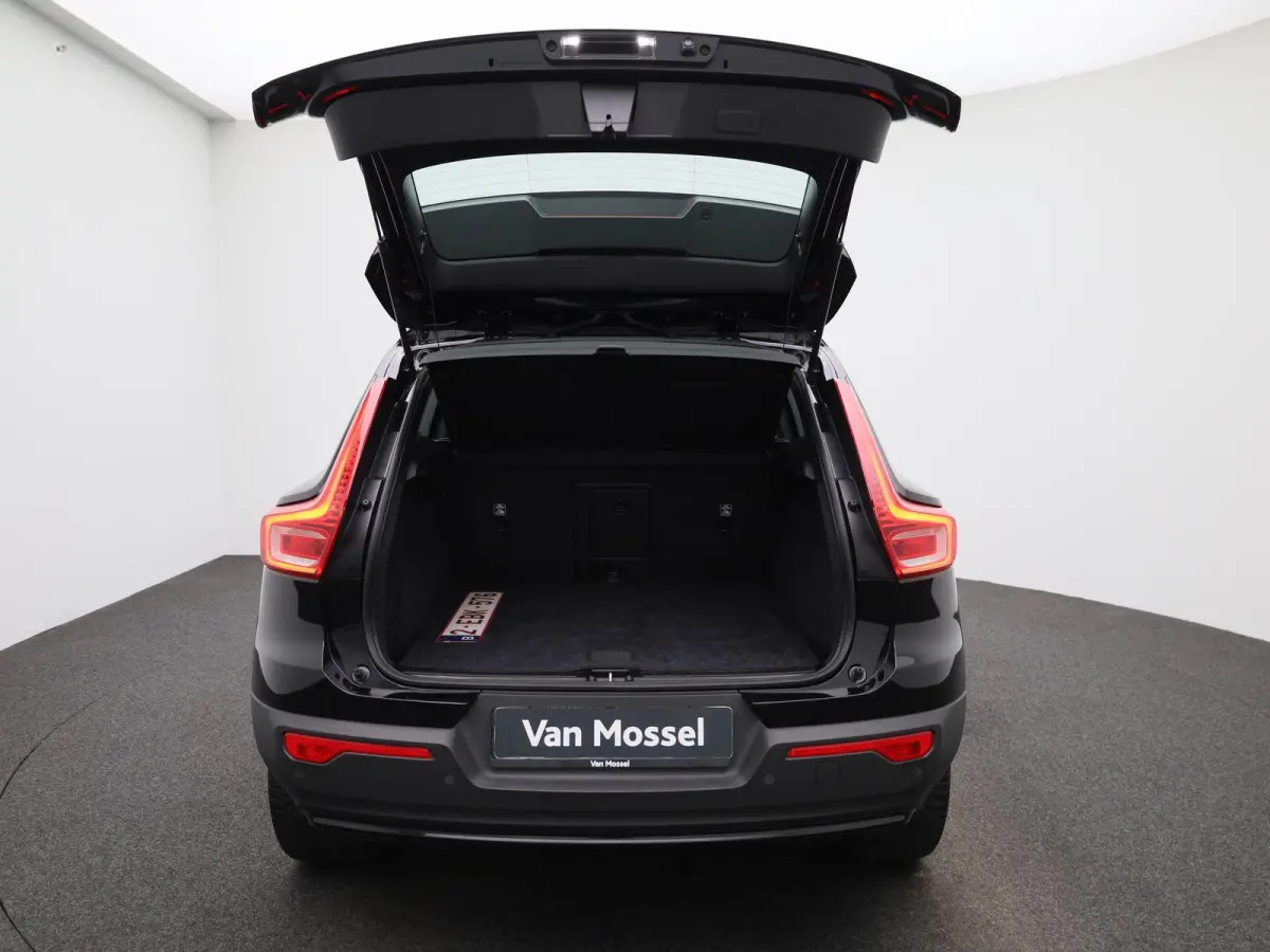 Core | Automaat | Apple Carplay / Android Auto | Camera | Parkeersensoren | 12 MAANDEN BOVAG GARANTIE |