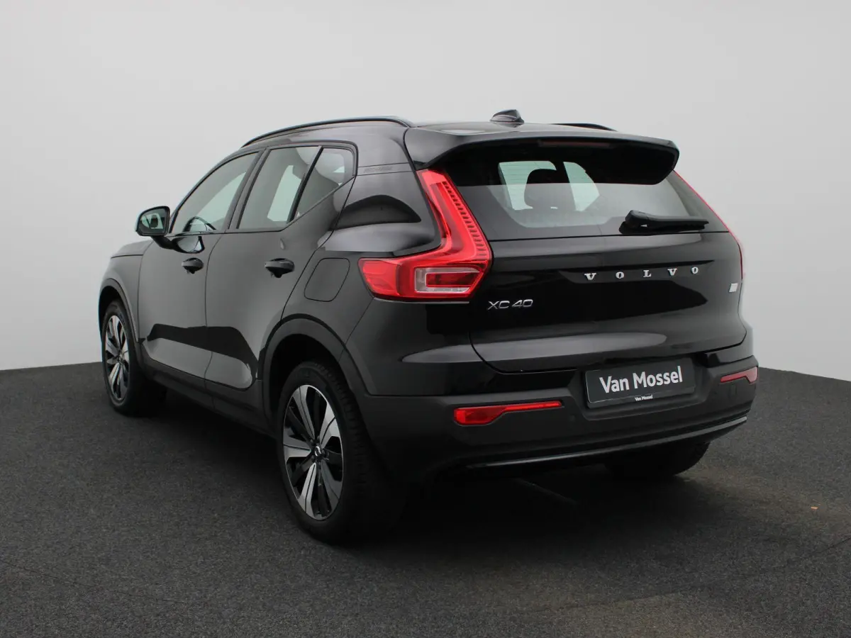 Core | Automaat | Apple Carplay / Android Auto | Camera | Parkeersensoren | 12 MAANDEN BOVAG GARANTIE |