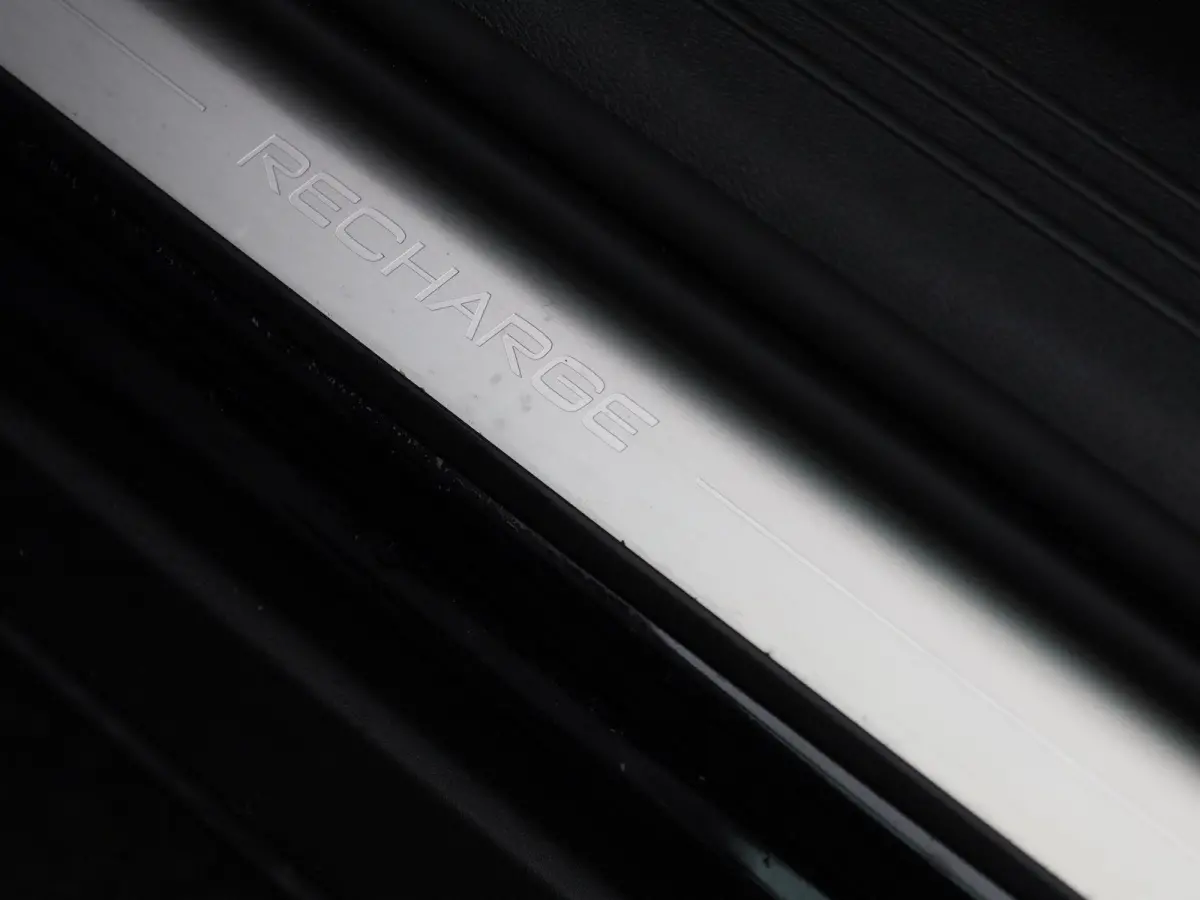 Core | Automaat | Apple Carplay / Android Auto | Camera | Parkeersensoren | 12 MAANDEN BOVAG GARANTIE |