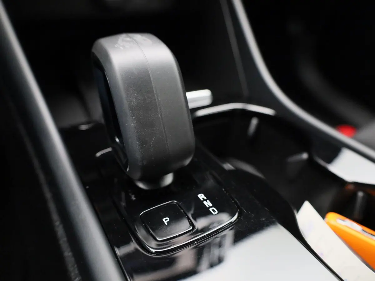 Core | Automaat | Apple Carplay / Android Auto | Camera | Parkeersensoren | 12 MAANDEN BOVAG GARANTIE |