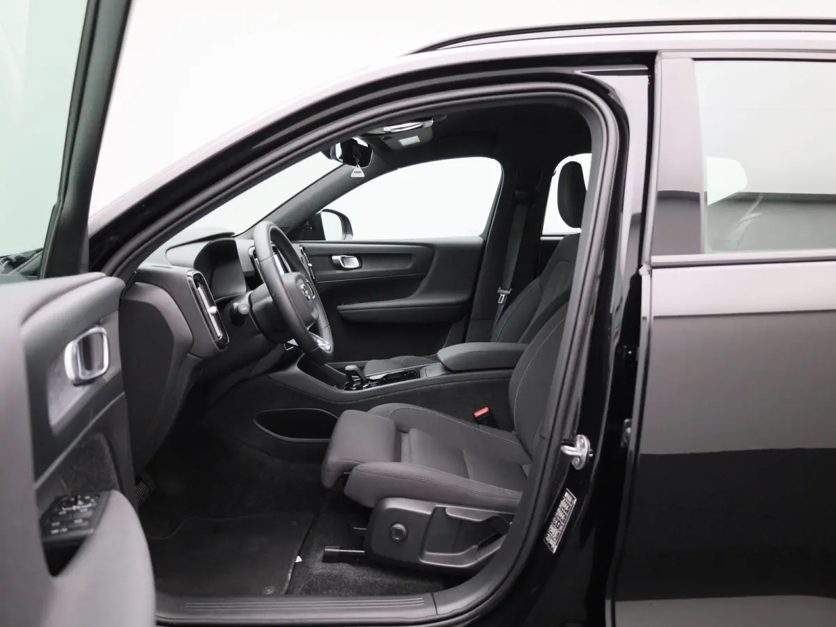 Core | Automaat | Apple Carplay / Android Auto | Camera | Parkeersensoren | 12 MAANDEN BOVAG GARANTIE |