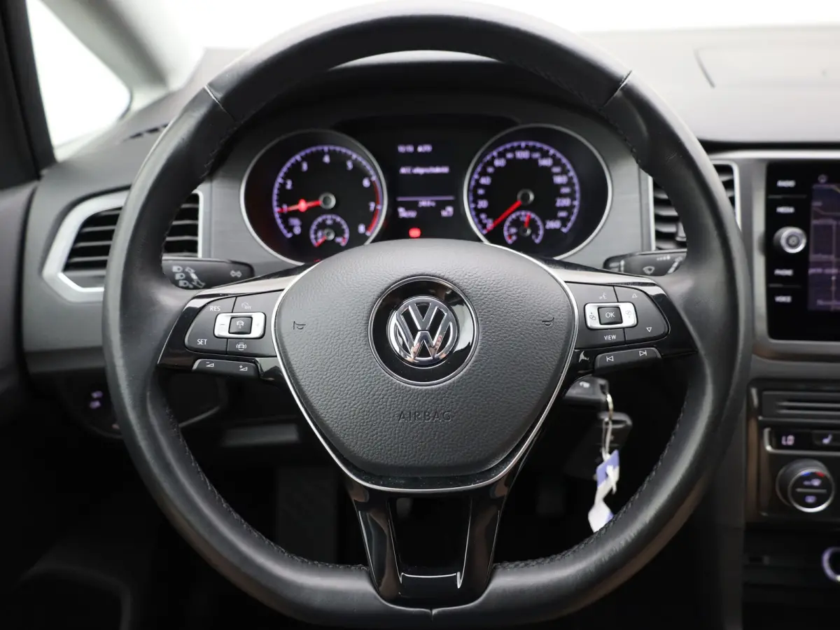 1.0 TSI | Trekhaak | Apple Carplay/ Android | Camera | Adap. Cr. | Prijs Rijklaar!!