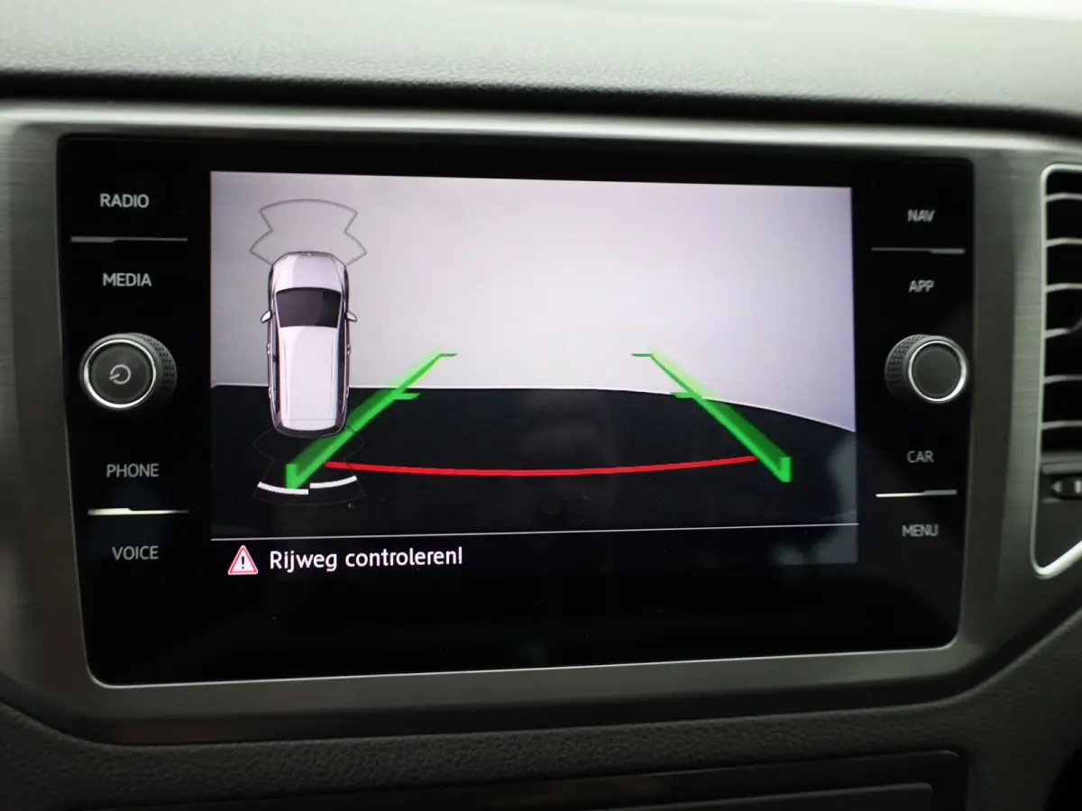 1.0 TSI | Trekhaak | Apple Carplay/ Android | Camera | Adap. Cr. | Prijs Rijklaar!!
