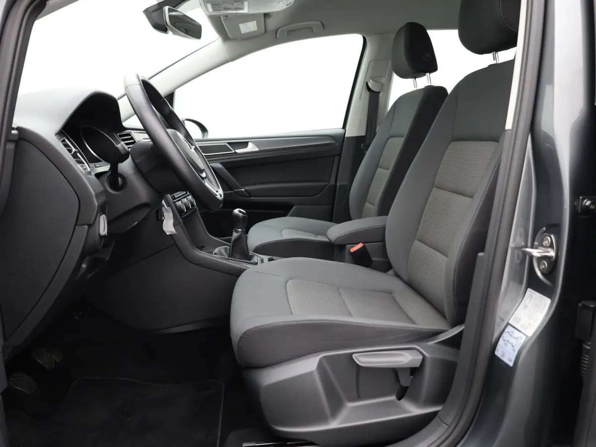 1.0 TSI | Trekhaak | Apple Carplay/ Android | Camera | Adap. Cr. | Prijs Rijklaar!!