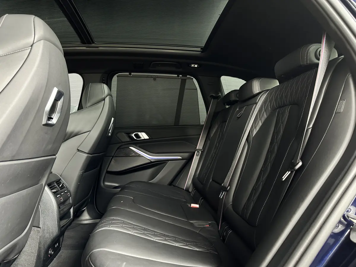 50e M-Sport Carbon | LED | PANODAK | M-Seat + Koel | HUD | 360 | Harman Kardon |