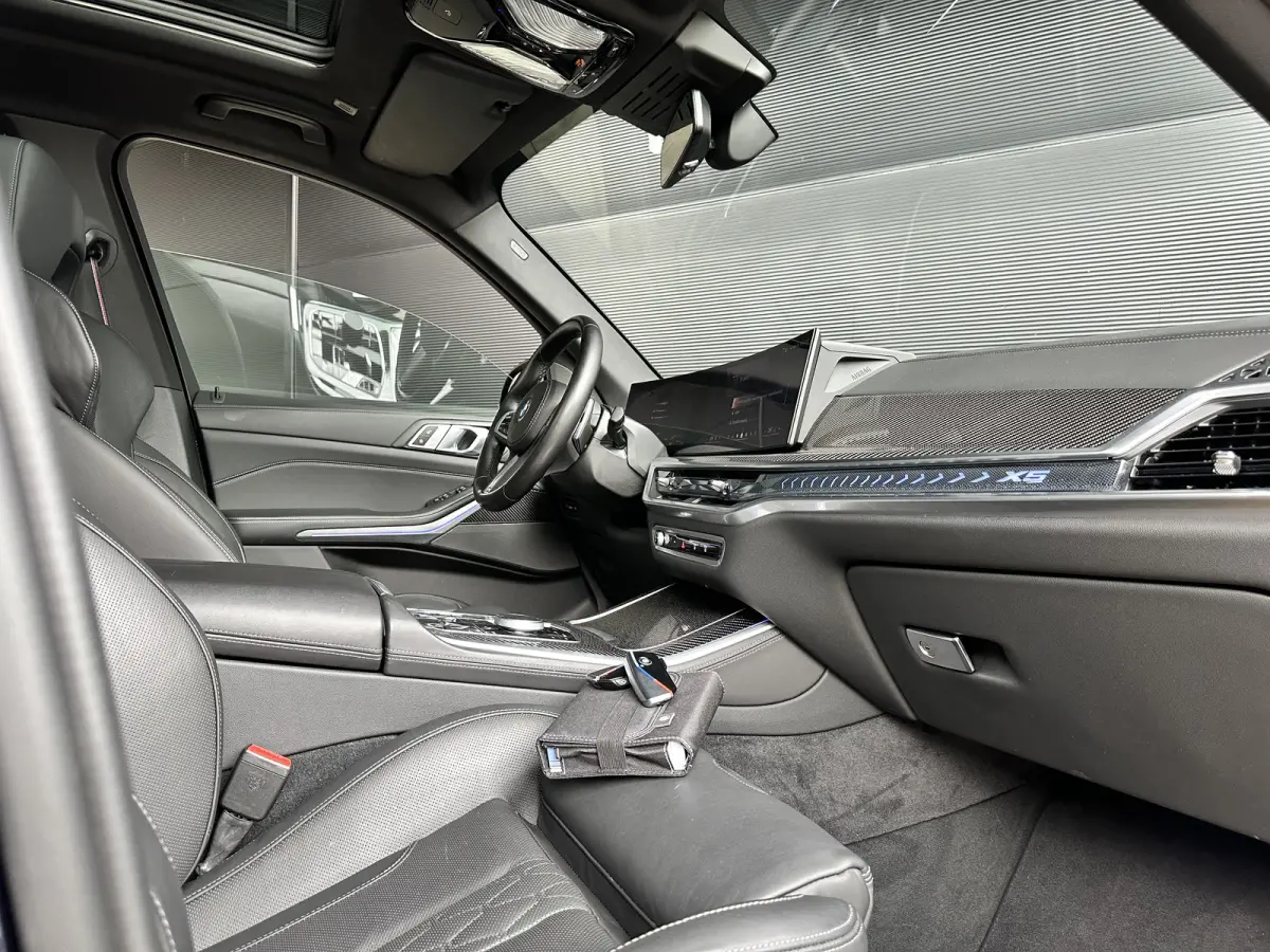 50e M-Sport Carbon | LED | PANODAK | M-Seat + Koel | HUD | 360 | Harman Kardon |