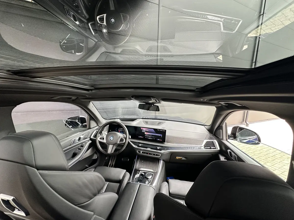 50e M-Sport Carbon | LED | PANODAK | M-Seat + Koel | HUD | 360 | Harman Kardon |
